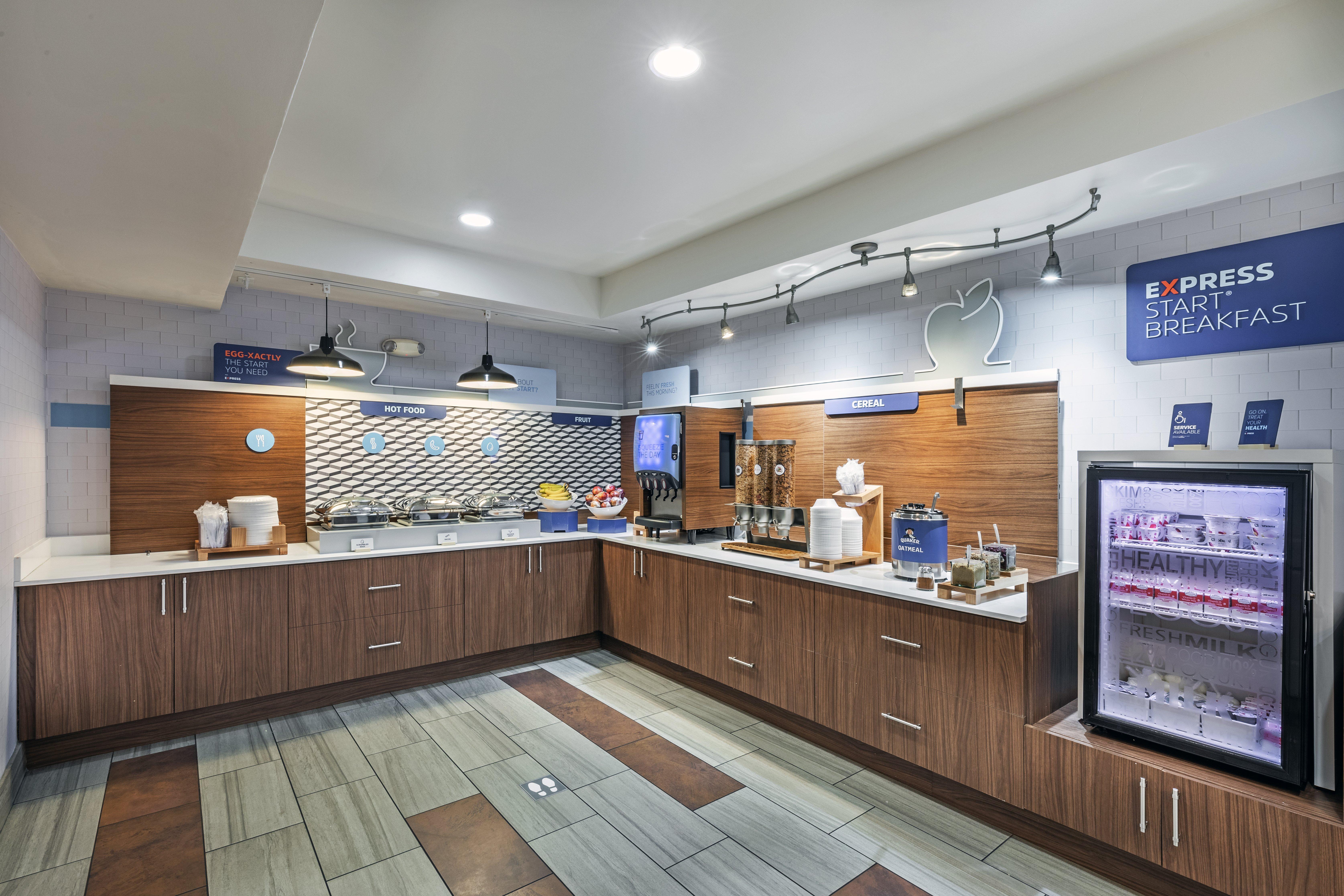 塔尔萨南布罗肯埃罗51号公路智选假日套房酒店 断箭镇 外观 照片